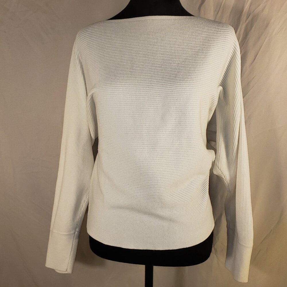Nine West Gorgeous White Ribbed Knit Top w/Batwing Sleeves - L